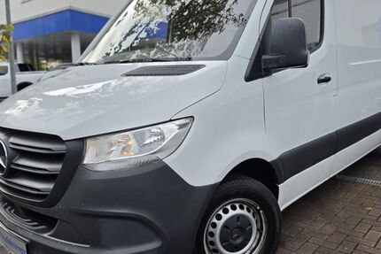 Mercedes-Benz Sprinter 196.176 km 15.950 &euro; Oldenburg 26135