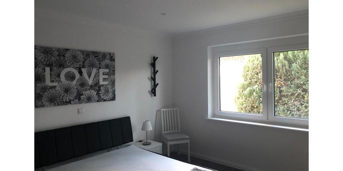 Einfamilienhaus Oldenburg Kreyenbrück - 6 Zimmer, 170 m&sup2;, 1.690&euro; | Angebot:25930618