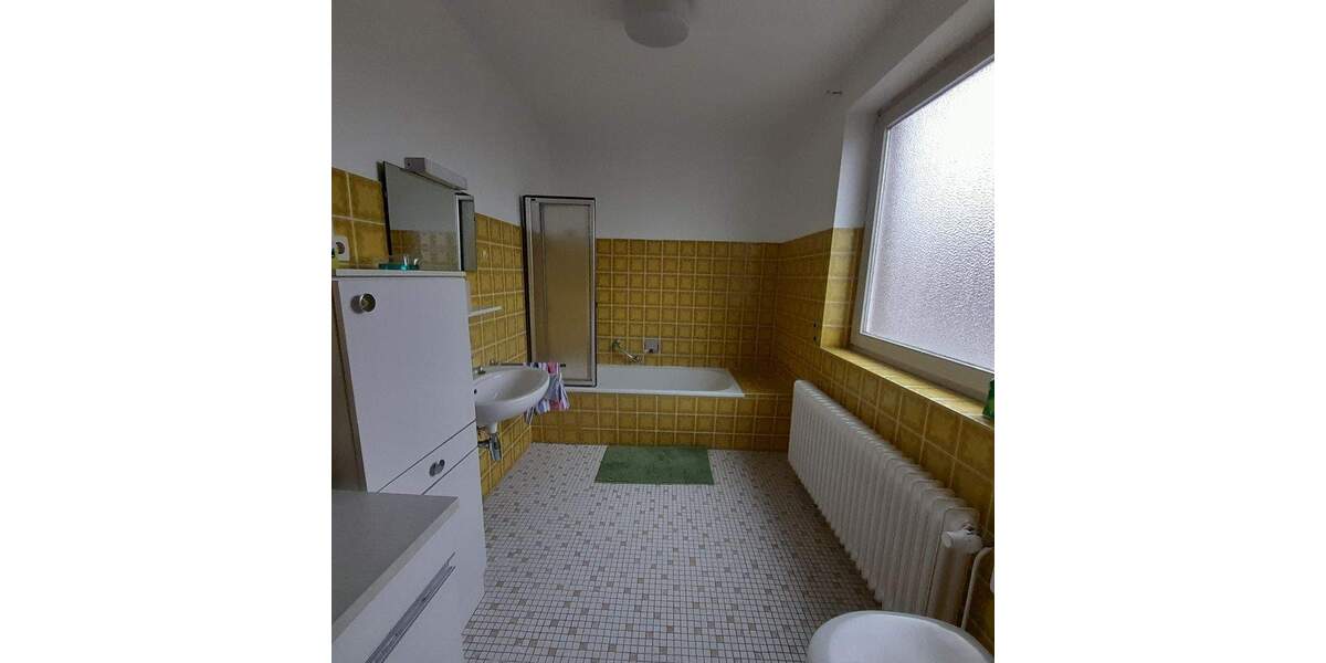 Etagenwohnung Brake - 2 Zimmer, 65 m&sup2;, 119.000&euro; | Angebot:25669822