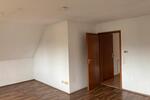 Dachgeschoßwohnung Ganderkesee - 3 Zimmer, 76 m&sup2;, 650&euro; | Angebot:26322893