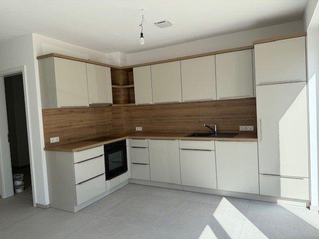 Erdgeschoßwohnung Bad Zwischenahn - 4 Zimmer, 93 m&sup2;, 1.345&euro; | Angebot:26330518