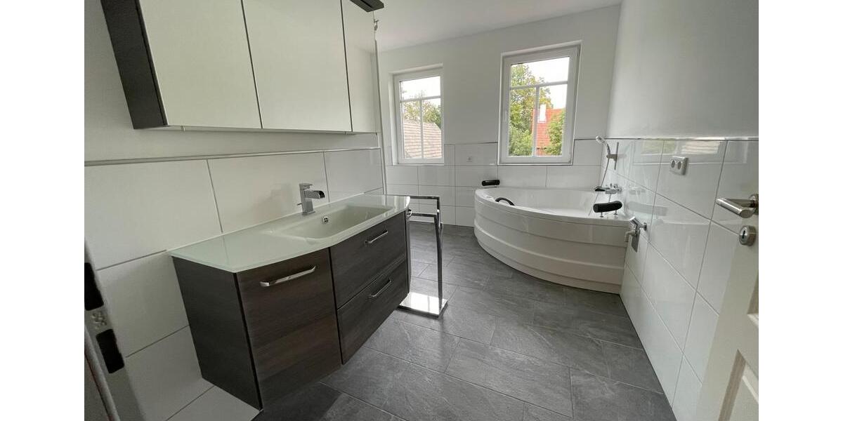 Etagenwohnung Lemwerder - 2 Zimmer, 82 m&sup2;, 790&euro; | Angebot:26619807