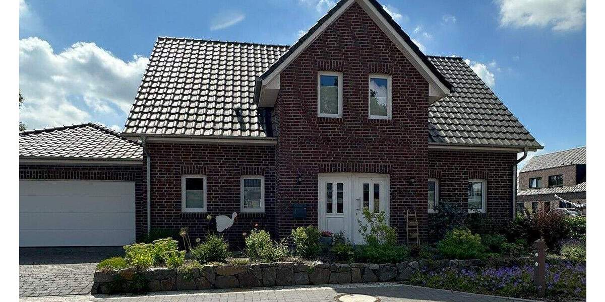 Tradition trifft Moderne - Neubau Einfamileinhaus mit Friesengiebel in Ofenerdiek 5 zimmer