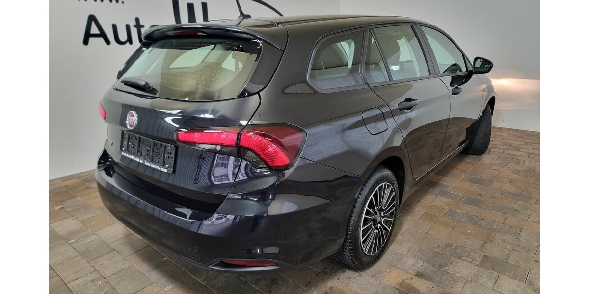 Fiat Tipo CityLife APP Navi Klima Kamera Tempomat 31.500 km 15.750 &euro; Garrel 49681