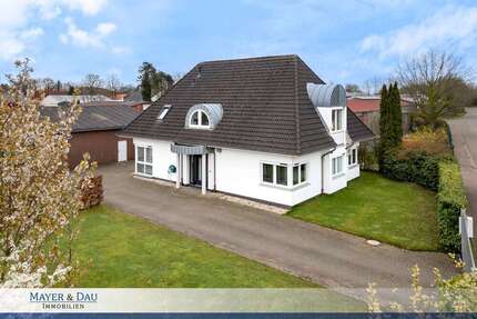 Haus zum Kaufen in Bad Zwischenahn Kayhausen 649.000 € 240 m²