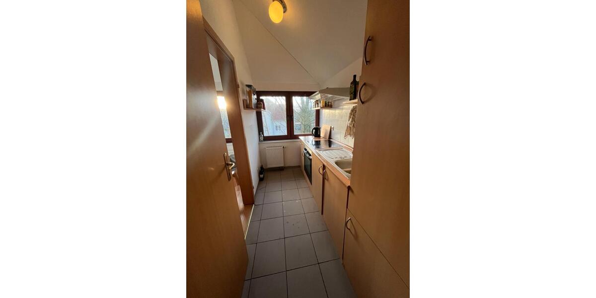 Dachgeschoßwohnung Oldenburg Eversten - 2 Zimmer, 50 m&sup2;, 680&euro; | Angebot:26035343