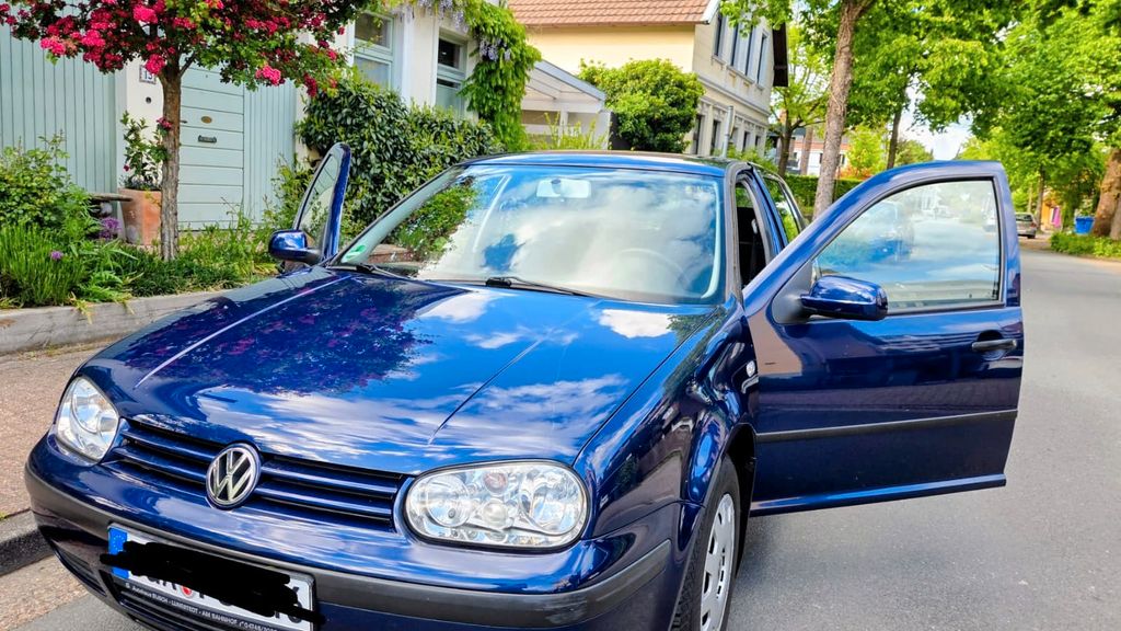 VW Golf 124.830 km 2.100 &euro; Oldenburg 26135