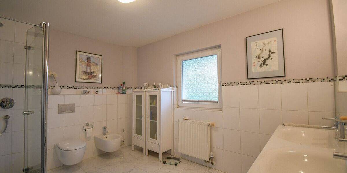 Etagenwohnung Oldenburg Eversten - 3 Zimmer, 136 m&sup2;, 420.000&euro; | Angebot:26891660