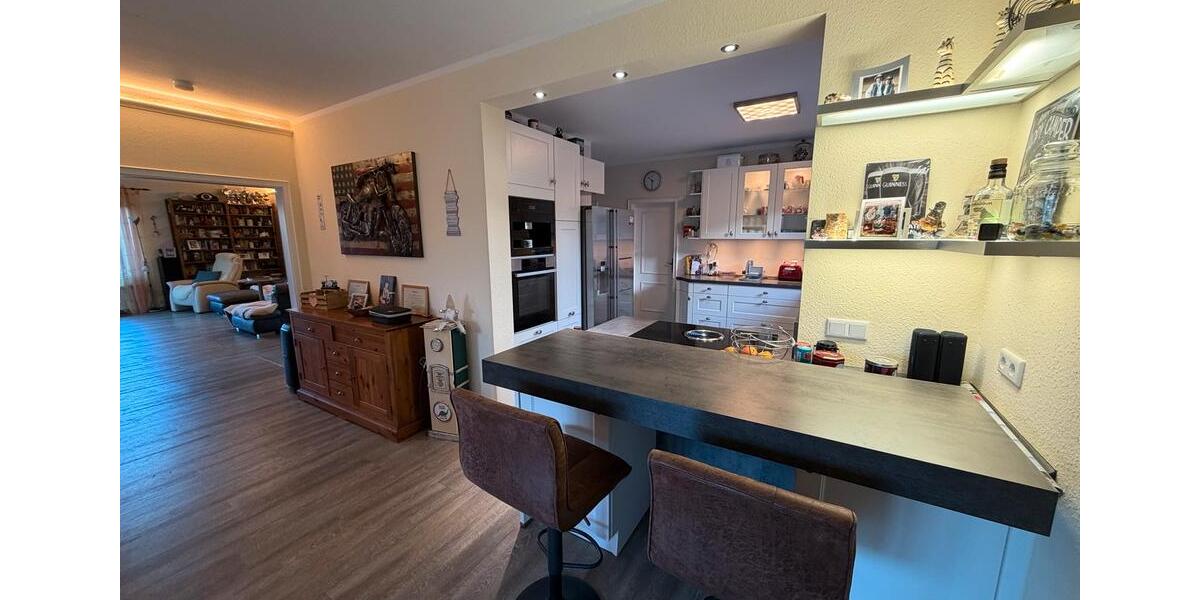 Einfamilienhaus Edewecht - 8 Zimmer, 230 m&sup2;, 595.000&euro; | Angebot:24769412