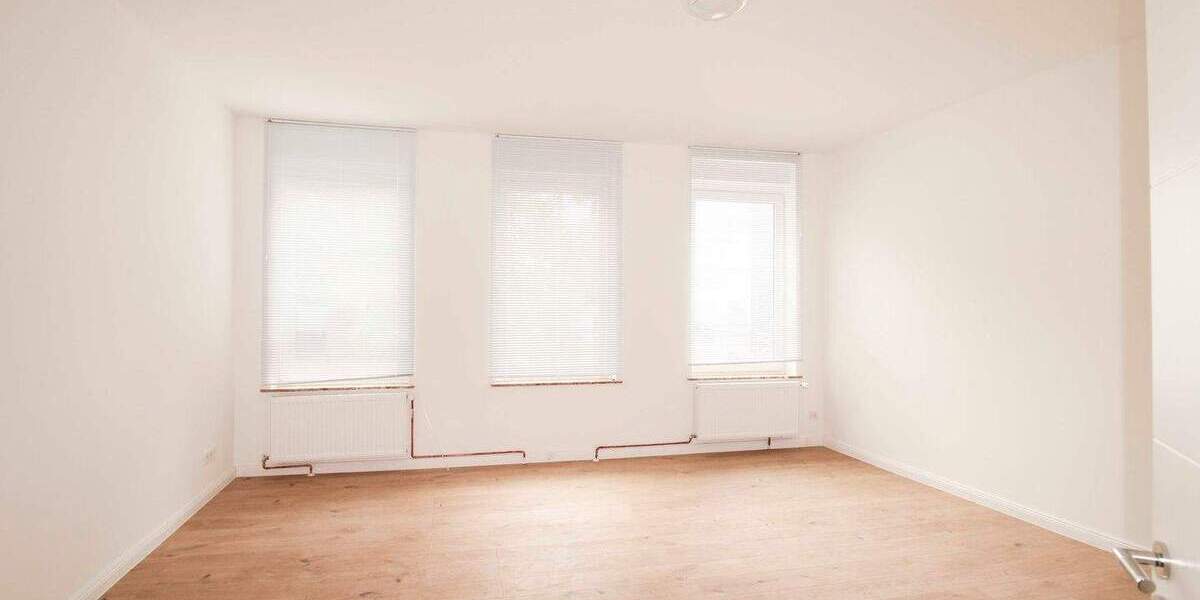 Sanierte Maisonette Wohnung in Fußgängerzone verschieden Nutzbar (z. B. auch als Büro oder Praxis) 4 zimmer