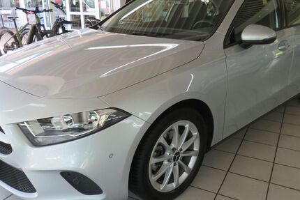 Mercedes-Benz A 180 78.390 km 18.900 &euro; Oldenburg 26127