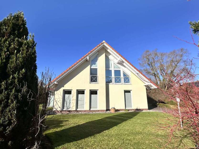 Haus zum Kaufen in Bad Zwischenahn 599.000 € 183 m²