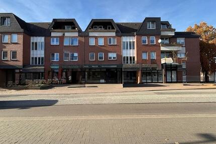 Großzügiges, schönes Ladenlokal in belebter Lage mit eigenen Parkplätzen vor der Tür. Bezugsfrei! zimmer