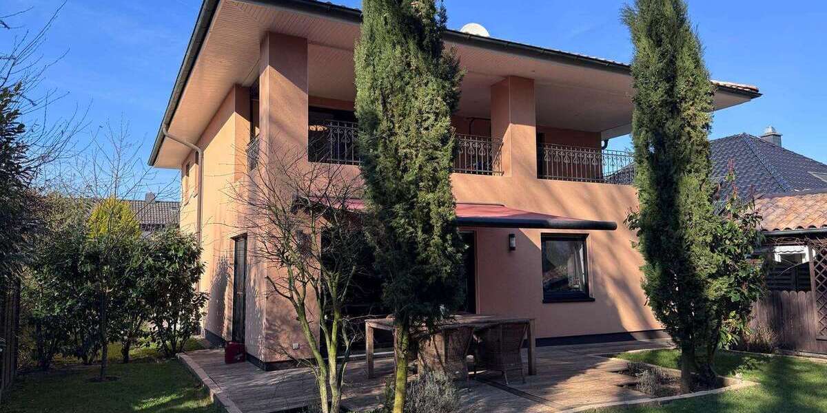 Einfamilienhaus Oldenburg Kreyenbrück - 8 Zimmer, 210 m&sup2;, 598.000&euro; | Angebot:25927515