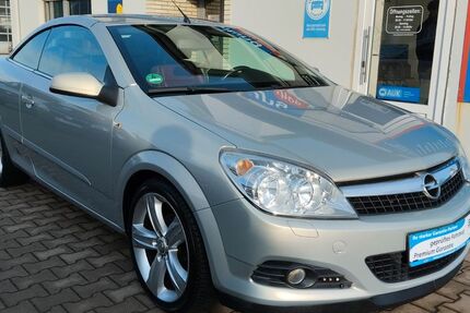 Opel Astra 208.168 km 3.999 &euro; Jade 26349