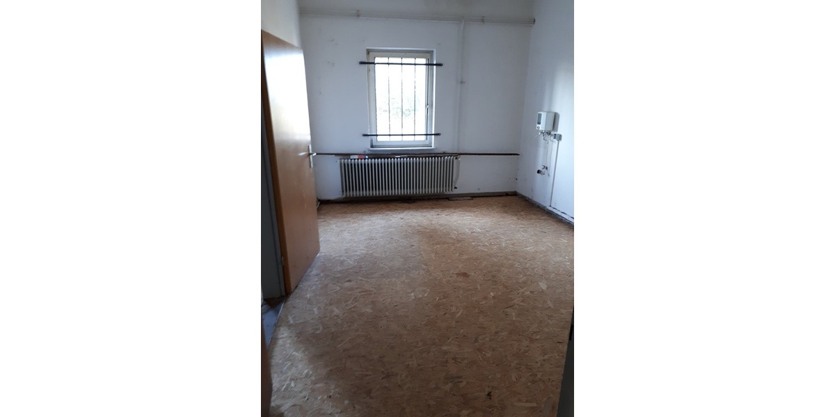 2.670 m² Kaltlagerhalle mit 100 m² Bürotrakt in Elsfleth-Moordorf - Gewerbeobjekt Elsfleth | Angebot:26229628