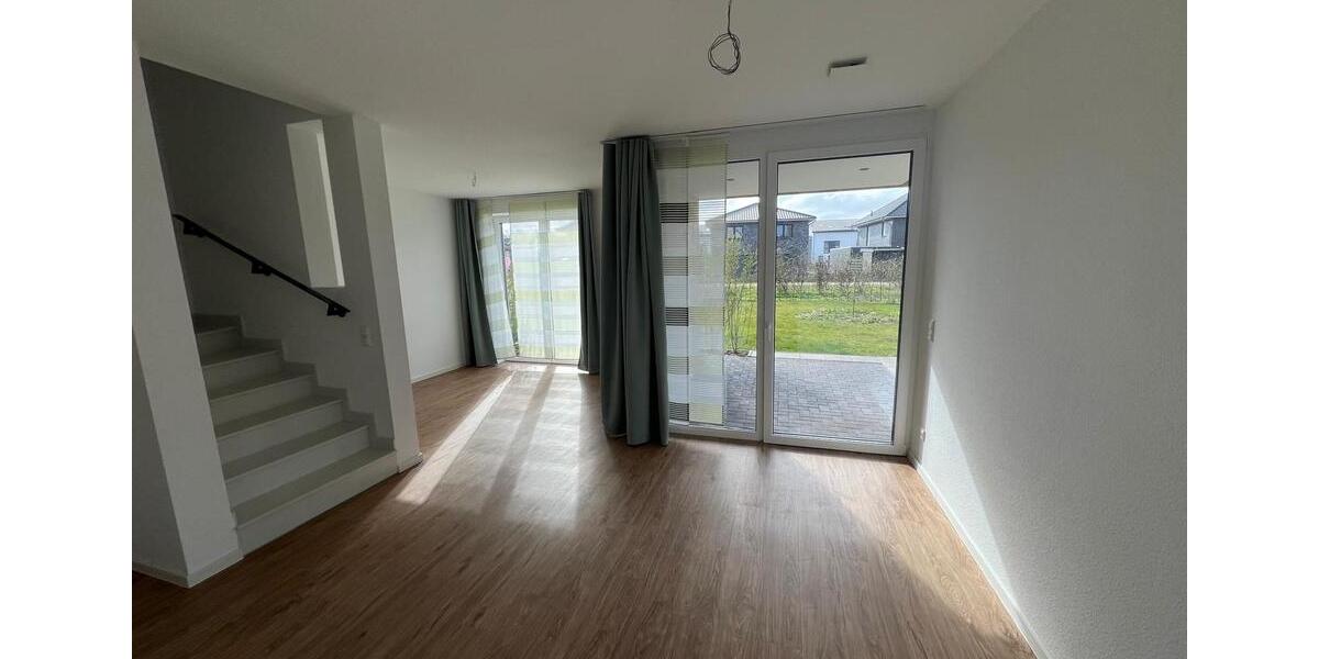 Modernes, gemütliches Reihenmittelhaus vor Oldenburg - KfW 40 Standard, Garten, 6 Zimmer, 01.01.26 6 zimmer