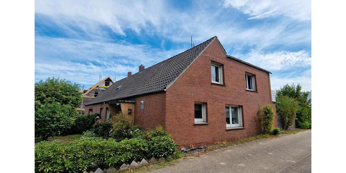 Einfamilienhaus Oldenburg Alexandersfeld - 6 Zimmer, 200 m&sup2;, 400.000&euro; | Angebot:27269879