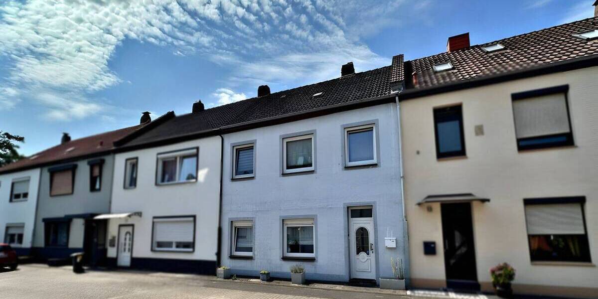 Reihenmittelhaus Delmenhorst Mitte - 4 Zimmer, 96 m&sup2;, 169.000&euro; | Angebot:24112853