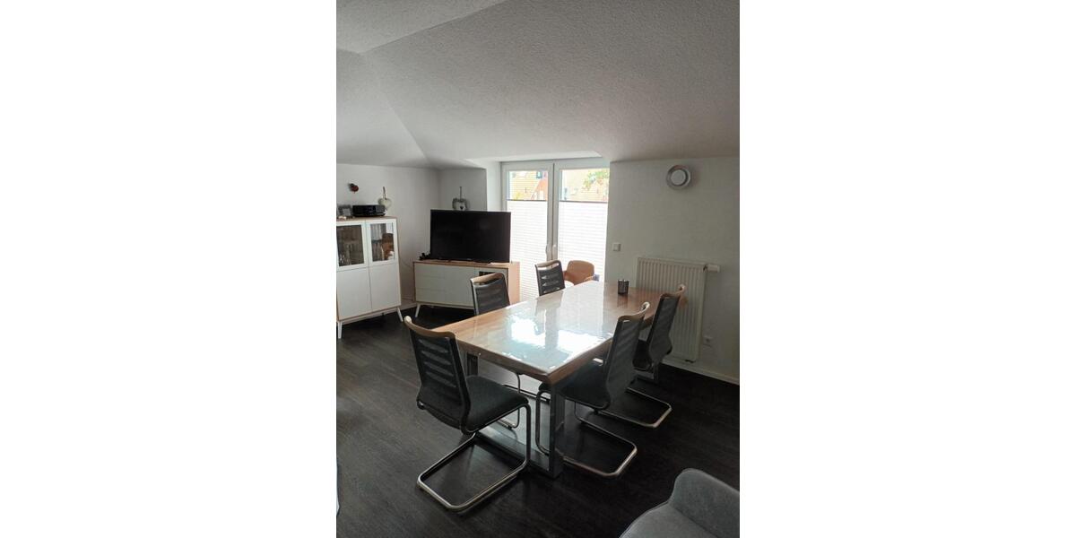 Dachgeschoßwohnung Edewecht - 3 Zimmer, 101 m&sup2;, 339.000&euro; | Angebot:24737877