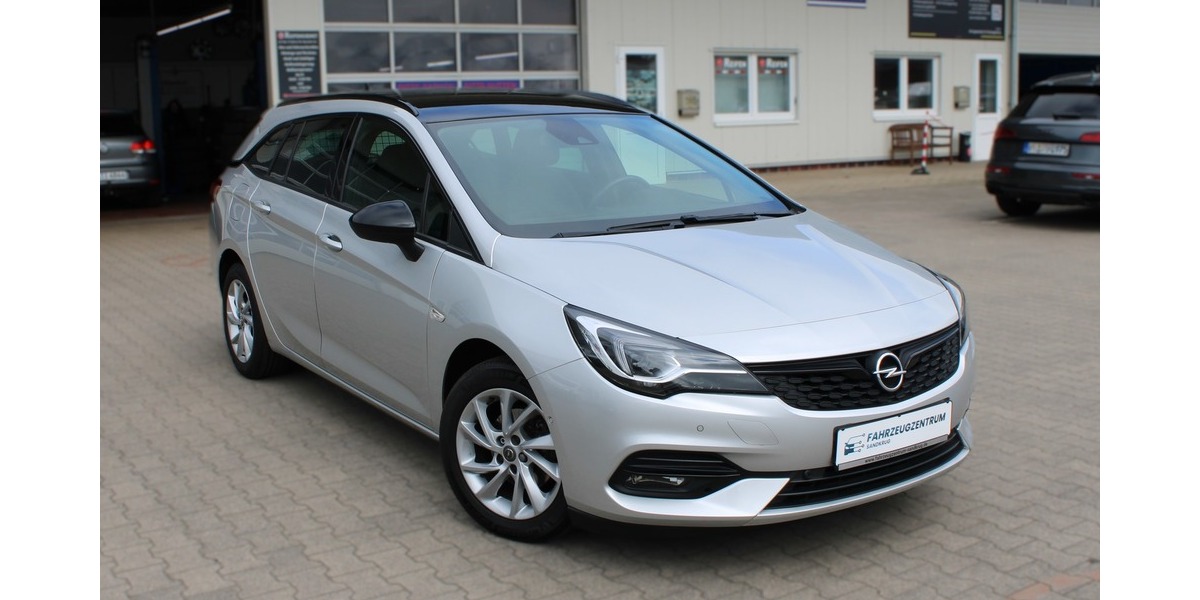Opel Astra SportsTourer Autom. ELEGANCE 1.HD SHZ/BOSE 70.653 km 14.990 &euro; Hatten 26209