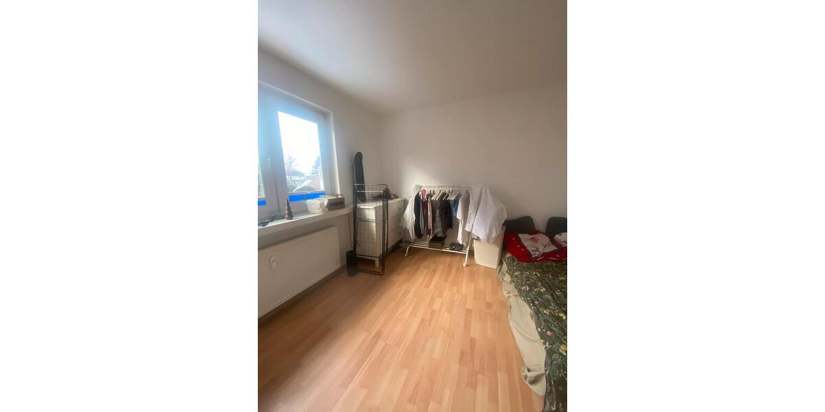 Etagenwohnung Oldenburg Bloherfelde - 4 Zimmer, 12 m&sup2;, 475&euro; | Angebot:24771109