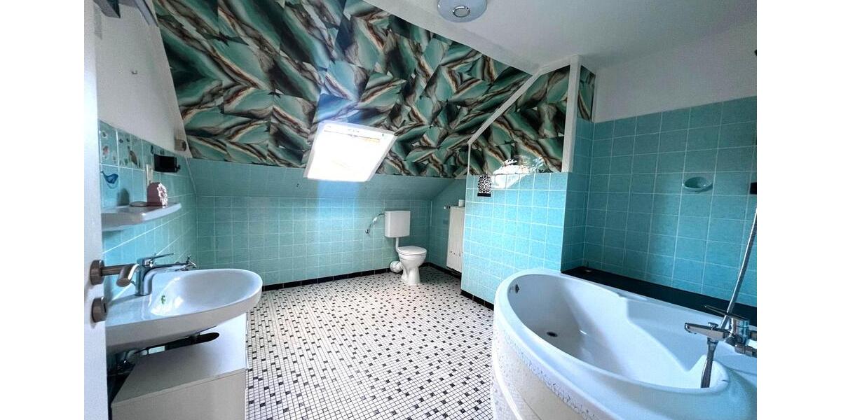 Dachgeschoßwohnung Bösel - 3 Zimmer, 75 m&sup2;, 520&euro; | Angebot:26177640