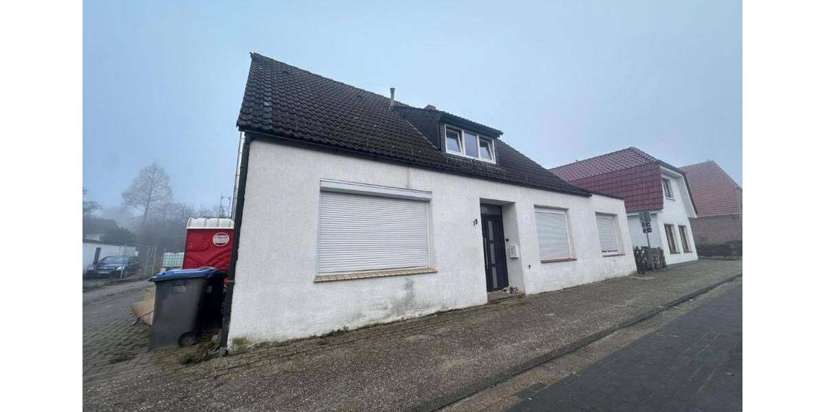 Elegante 4-zimmer-DG Wohnung mit 100m² und Verranda in Lemwerder 4 zimmer