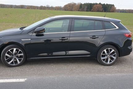 Renault Megane 127.000 km 9.999 &euro; Hatten 26209