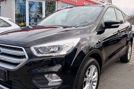 Ford Kuga 88.600 km 13.900 &euro; Oldenburg 26125