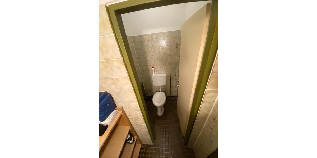 Etagenwohnung Lemwerder - 9 Zimmer, 200 m&sup2;, 450.000&euro; | Angebot:25907019