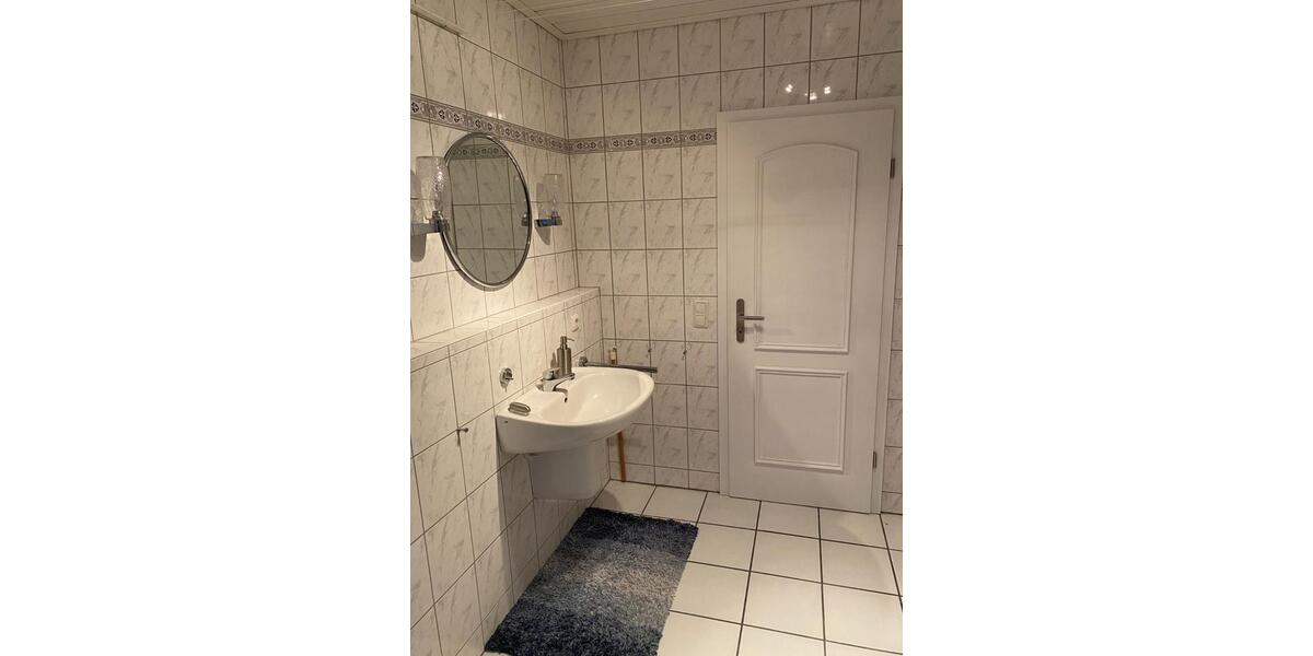 Dachgeschoßwohnung Varel - 3 Zimmer, 101 m&sup2;, 800&euro; | Angebot:25172482