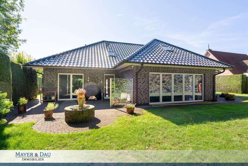 Haus zum Kaufen in Bad Zwischenahn 589.000 € 218 m²