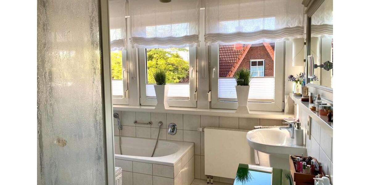Doppelhaushälfte Wiefelstede - 4 Zimmer, 120 m&sup2;, 345.000&euro; | Angebot:26932129