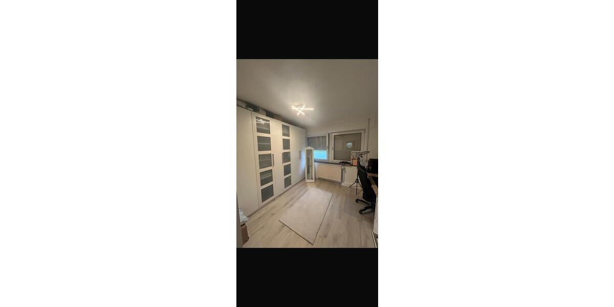 Erdgeschoßwohnung Delmenhorst - 3 Zimmer, 75 m&sup2;, 900&euro; | Angebot:26224099