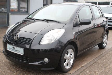 Toyota Yaris 120.000 km 3.990 &euro; Edewecht 26188