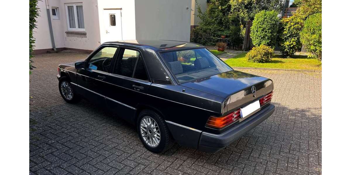 Mercedes-Benz 190 250.000 km 5.500 € Oldenburg 26121