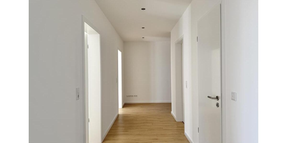 Etagenwohnung Rastede - 3.5 Zimmer, 96 m&sup2;, 1.200&euro; | Angebot:26502822
