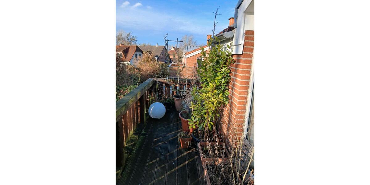 Dachgeschoßwohnung Oldenburg Bürgeresch - 2 Zimmer, 54 m&sup2;, 2.250&euro; | Angebot:24979520