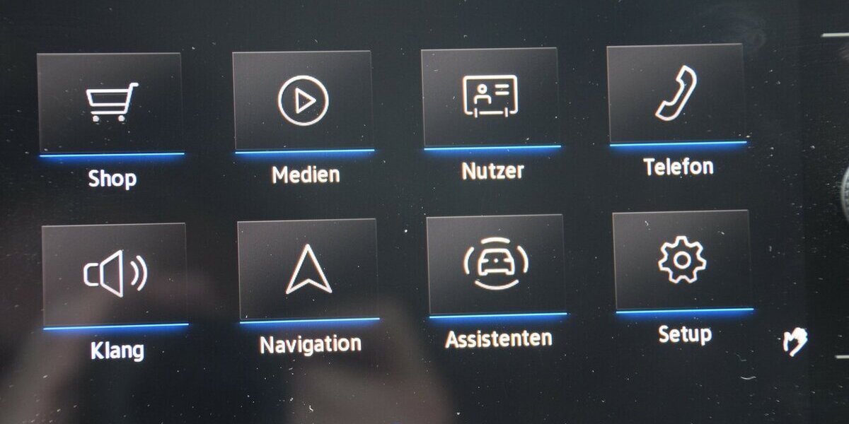 VW Polo Highline TSI Navi*Climatr.*ACC*Allseason 41.085 km 15.980 € Rastede 26160