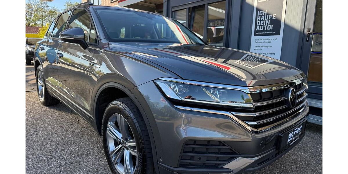 VW Touareg 121.900 km 39.390 &euro; Apen 26689