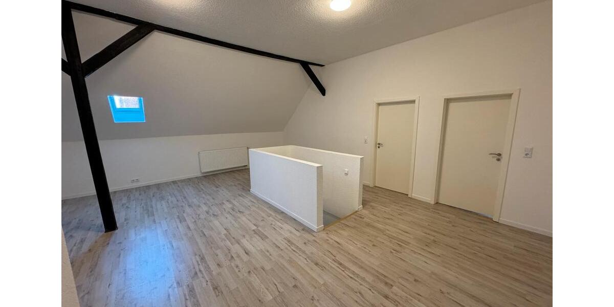 Etagenwohnung Jade - 2.5 Zimmer, 80 m&sup2;, 900&euro; | Angebot:26329684