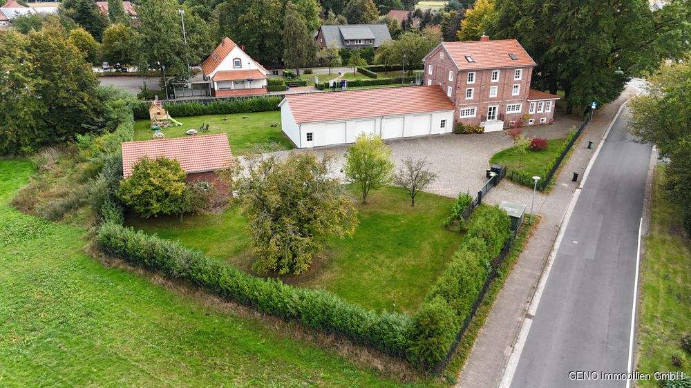 Mehrfamilienhaus, Wohnhaus Dötlingen Brettorf - 9 Zimmer, 300 m&sup2;, 769.000&euro; | Angebot:23960541