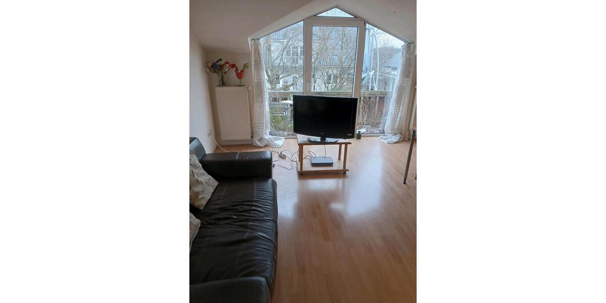 Dachgeschoßwohnung Oldenburg Bürgeresch - 2 Zimmer, 54 m&sup2;, 2.250&euro; | Angebot:24979520