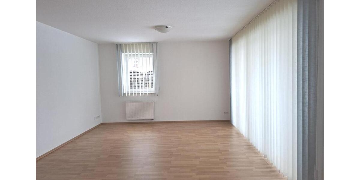 Erdgeschoßwohnung Varel - 3 Zimmer, 75 m&sup2;, 800&euro; | Angebot:24781637