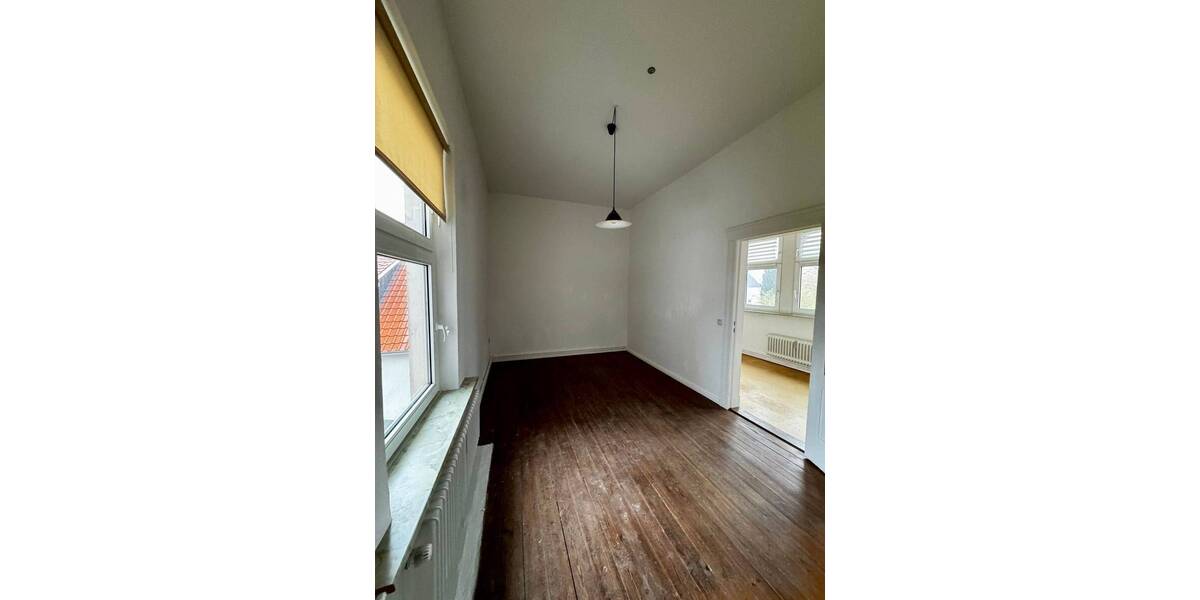 Etagenwohnung Ovelgönne - 4 Zimmer, 120 m&sup2;, 650&euro; | Angebot:25630436