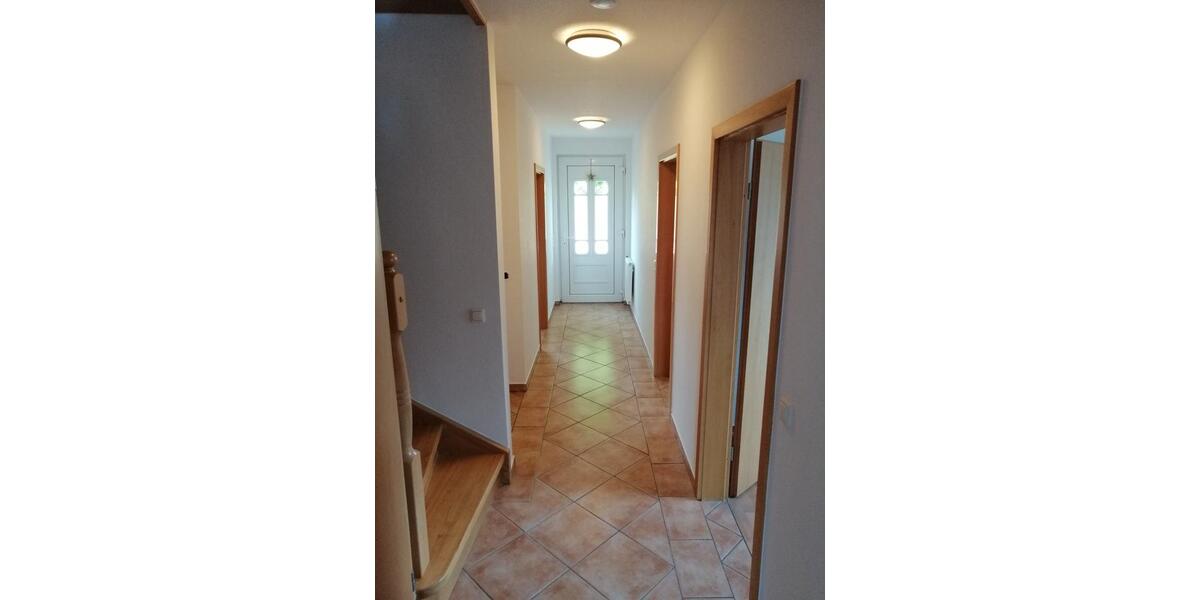 Einfamilienhaus Bösel - 12 Zimmer, 300 m&sup2;, 579.000&euro; | Angebot:26223376