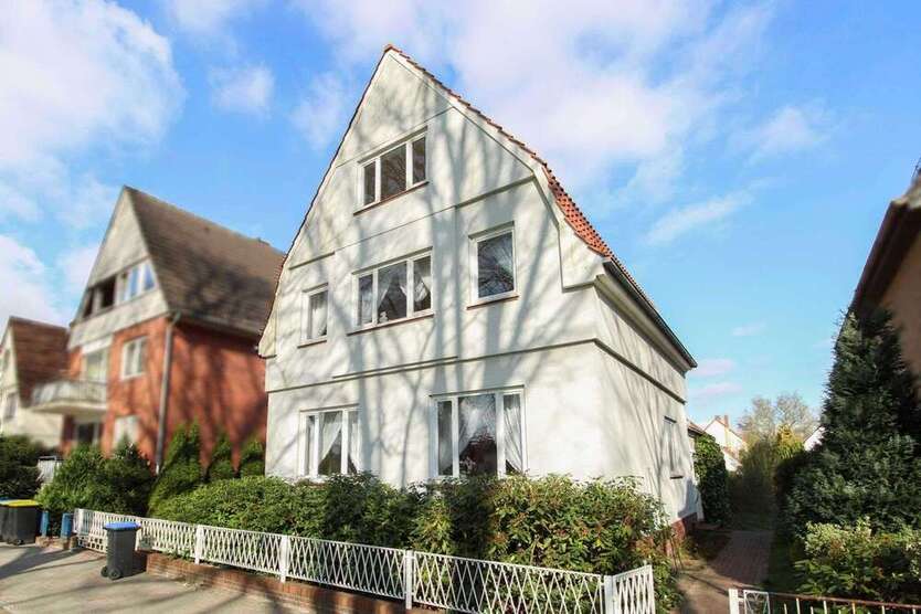 Haus zum Kaufen in Bremen 319.000 € 230.19 m²