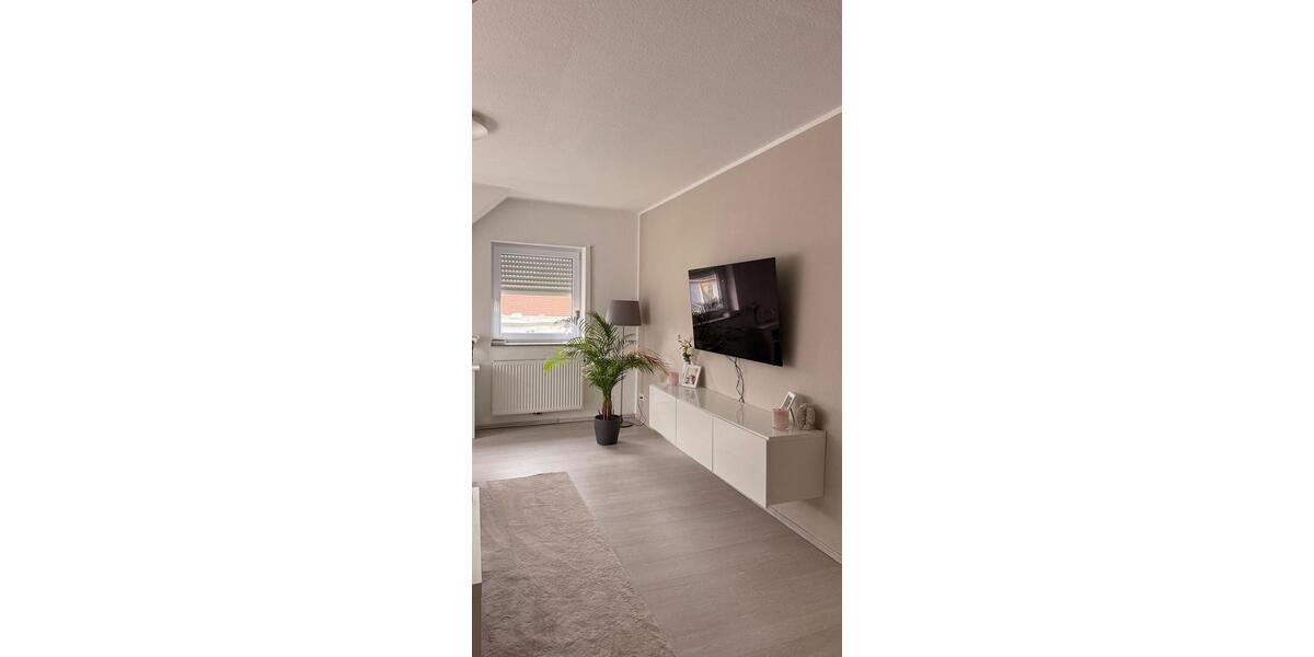 Dachgeschoßwohnung Delmenhorst - 2.5 Zimmer, 77 m&sup2;, 182.000&euro; | Angebot:26795656