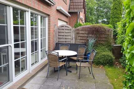 Haus Varel - 3 Zimmer, 67 m&sup2;, 750&euro; | Angebot:27098004